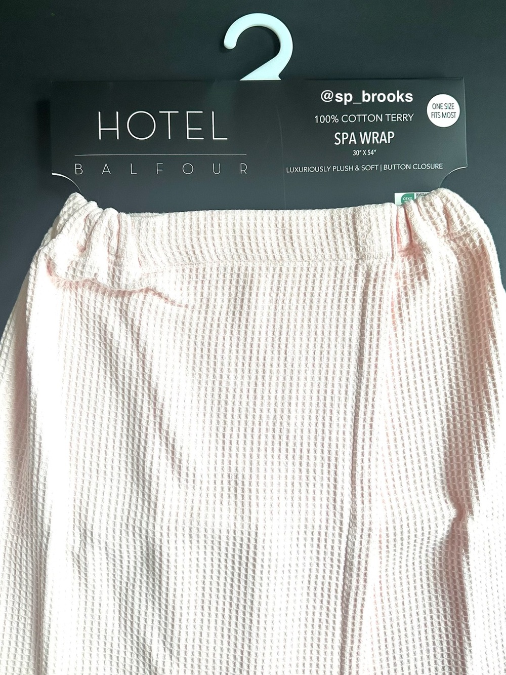 🎁Hotel Balfour Spa Wrap - Dogwood Pink Cotton Waffle Terry Spa Wrap - 30” x 54” - Picture 6 of 9